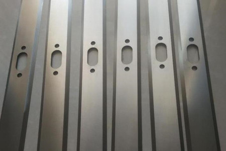 草坪機(jī)刀片怎么磨鋒利？六個步驟需掌握！