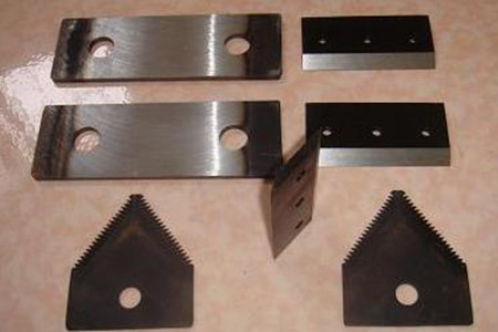 調(diào)整割草機刀片，讓草坪修剪更簡單！