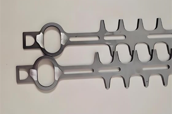 綠籬機(jī)刀片太鈍了？磨一磨會(huì)變得鋒利！綠籬機(jī)刀片太鈍了？磨一磨會(huì)變得鋒利！ 圖2